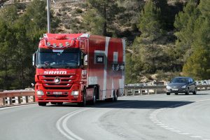 camion que lleva carta de porte adr